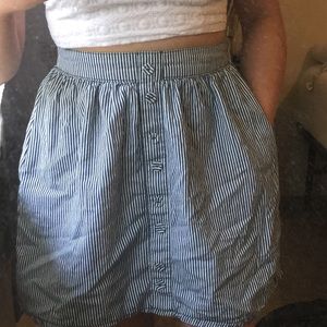 BUTTON UP SKIRT